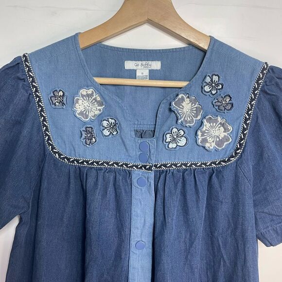 5 for $25🔥Go Softly Patio Denim Button Front Embroidered Dress Small - Picture 3 of 5